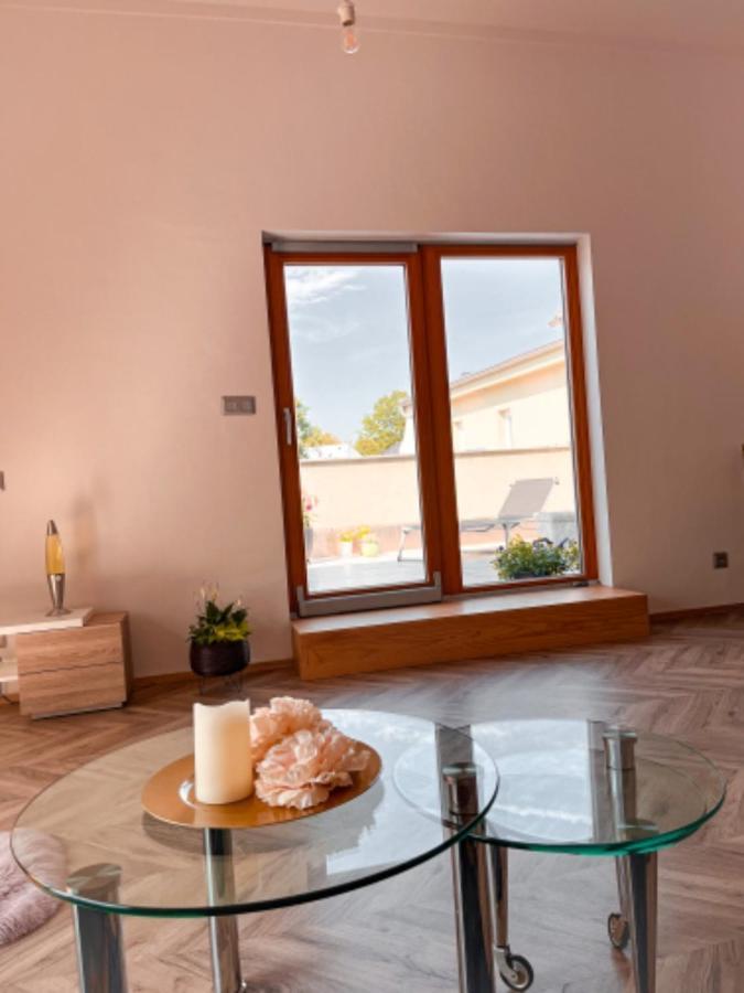 Apartman Niklan Rožnov pod Radhoštěm Eksteriør bilde