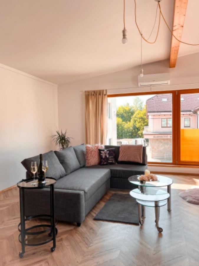 Apartman Niklan Rožnov pod Radhoštěm Eksteriør bilde